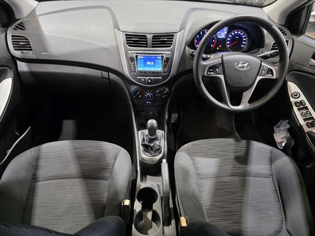 2014 Hyundai Accent Active