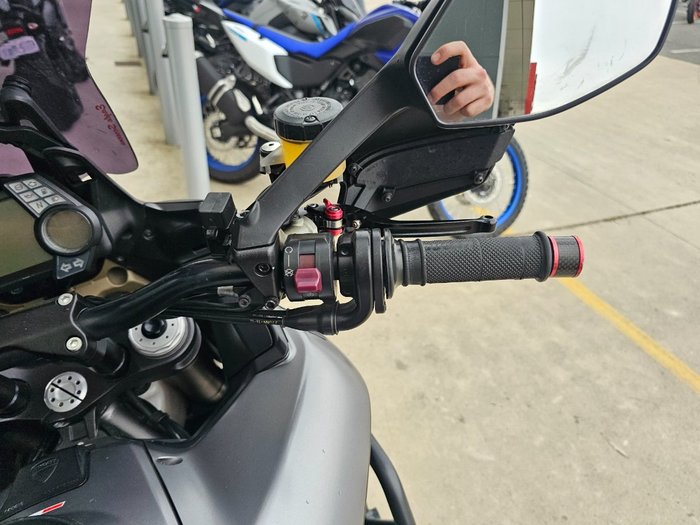 2013 DUCATI MULTISTRADA 1200 S GT Silver