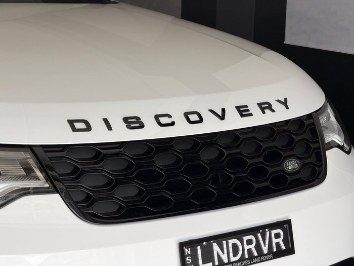 2025 Land Rover Discovery D350 Dynamic SE