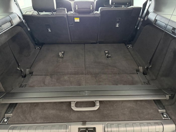 2025 Land Rover Discovery D350 S