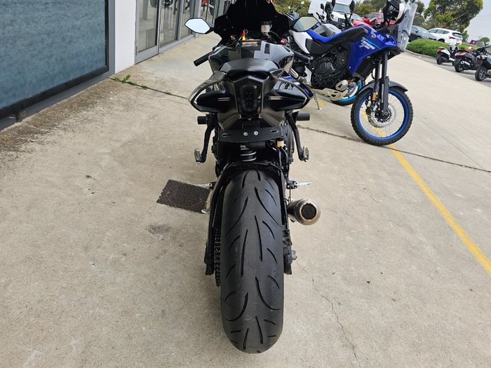 2024 Yamaha YZF-R1 Black