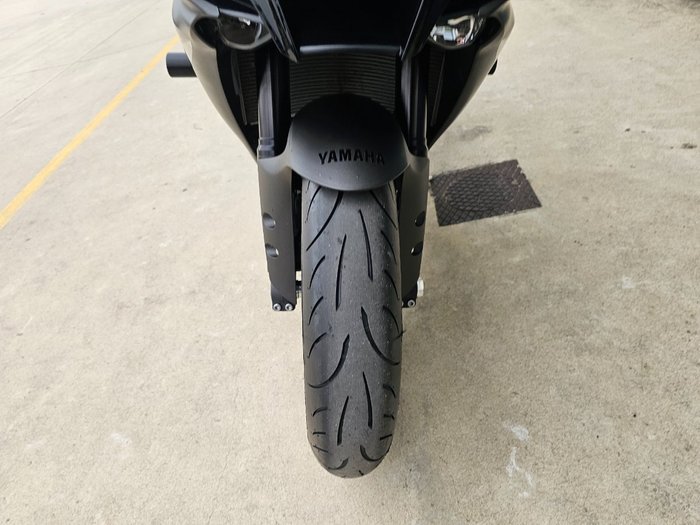 2024 Yamaha YZF-R1 Black