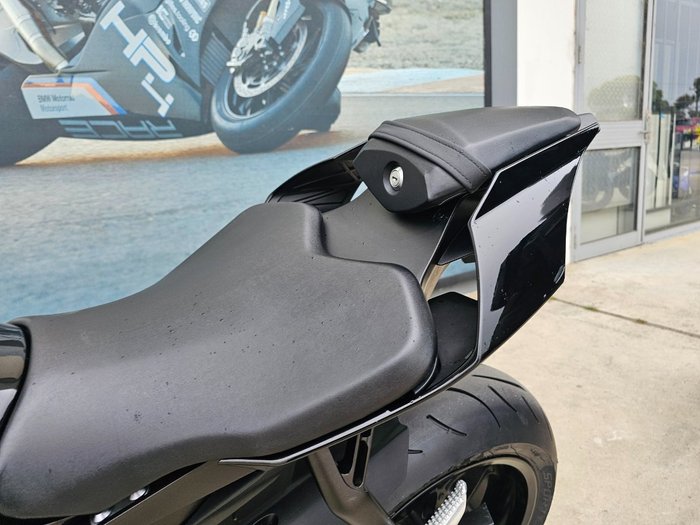 2024 Yamaha YZF-R1 Black