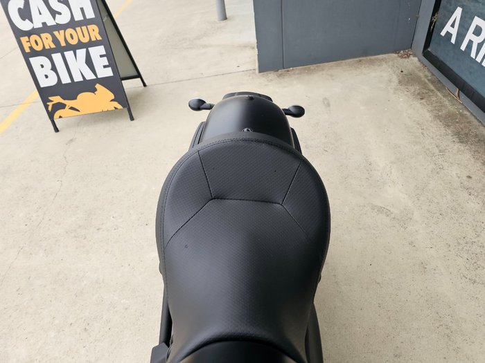 2023 Kawasaki VULCAN S Black