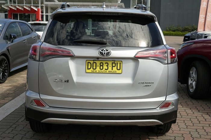 2018 Toyota RAV4 Cruiser