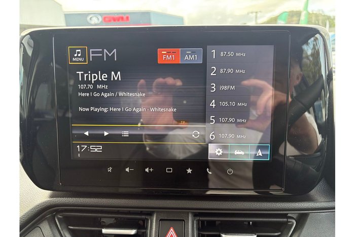 2025 Suzuki Swift Hybrid GLX