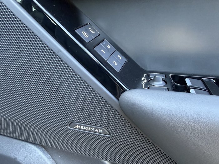 2024 Land Rover Range Rover Velar P400 Dynamic HSE