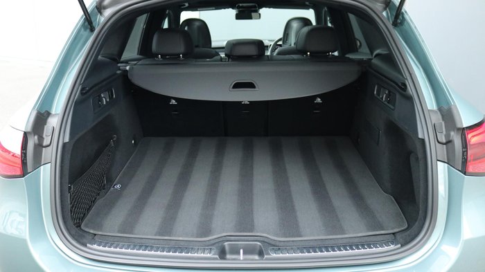 2025 Mercedes-Benz GLC-Class GLC300