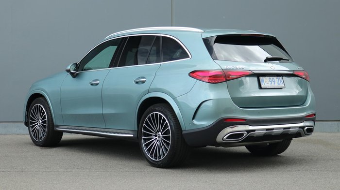 2025 Mercedes-Benz GLC-Class GLC300