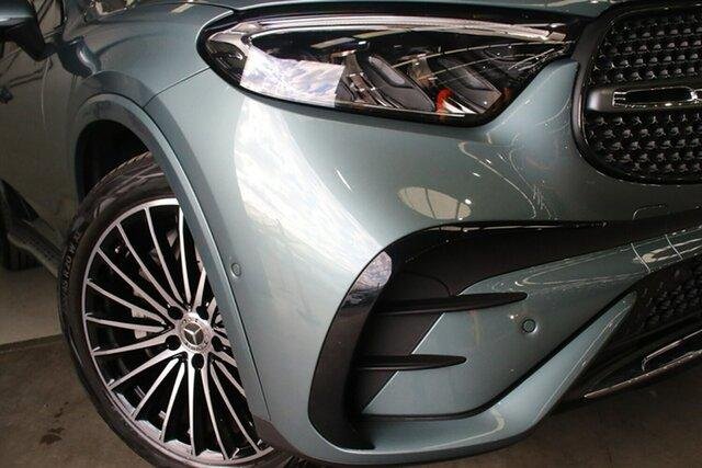 2025 Mercedes-Benz GLC-Class GLC300