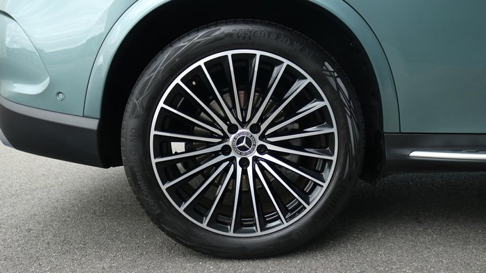 2025 Mercedes-Benz GLC-Class GLC300