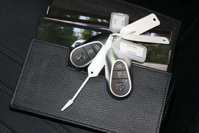 2025 Mercedes-Benz GLC-Class GLC300