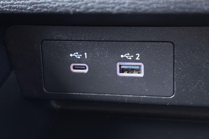 2024 Mitsubishi Outlander ES