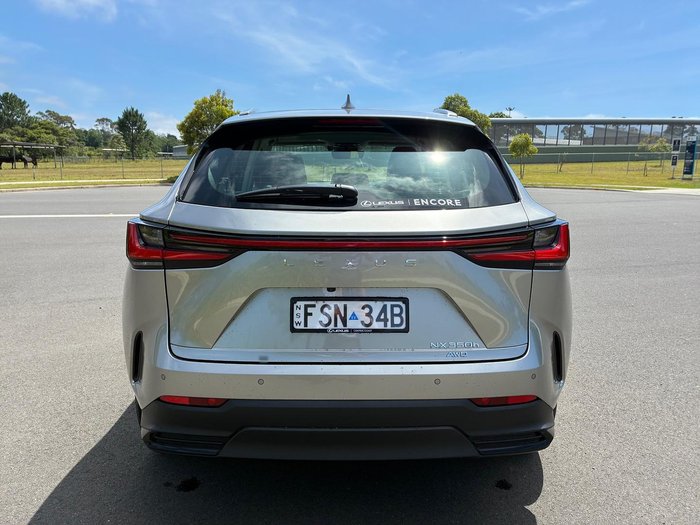 2024 Lexus NX 350h Luxury