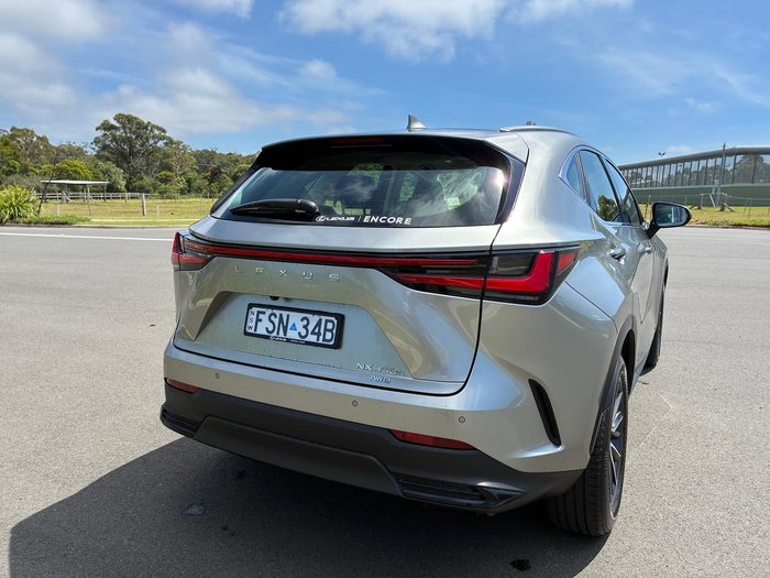 2024 Lexus NX 350h Luxury