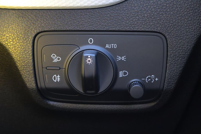 2019 Audi Q2 35 TFSI design GA MY20 Ibis White