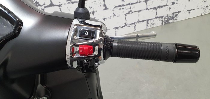 2025 Vespa GTS 300 Super Sport GTS Black