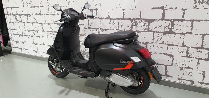 2025 Vespa GTS 300 Super Sport GTS Black