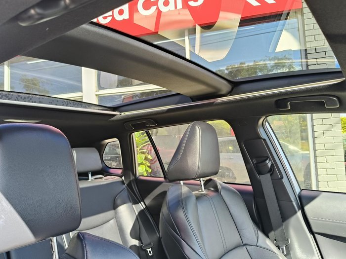 2023 Toyota Corolla Cross Atmos MXGH10R Stunning Silver