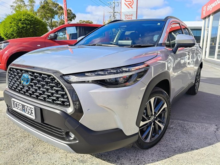 2023 Toyota Corolla Cross Atmos MXGH10R Stunning Silver