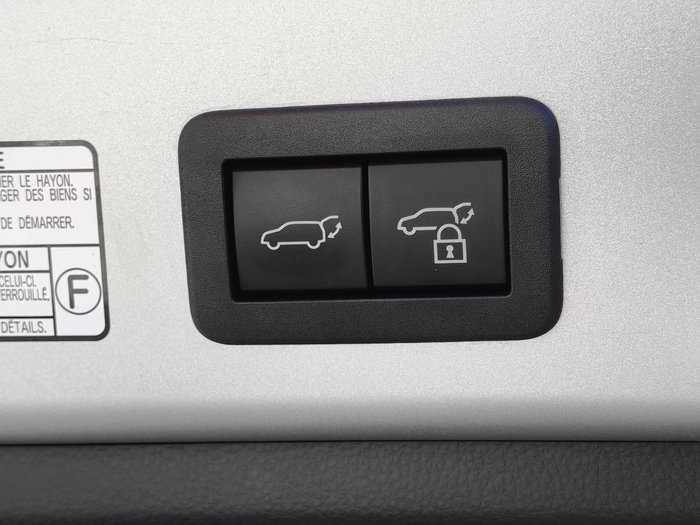 2023 Toyota Corolla Cross Atmos MXGH10R Stunning Silver