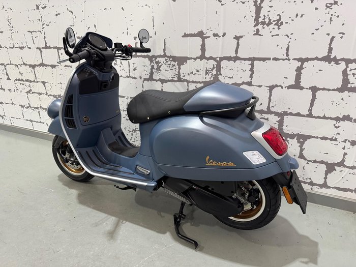 2025 Vespa GTV Officina 8 300 GTV