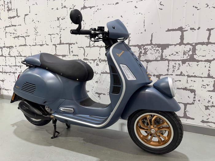 2025 Vespa GTV Officina 8 300 GTV