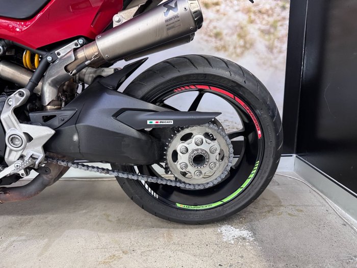 2018 DUCATI SUPERSPORT S RED