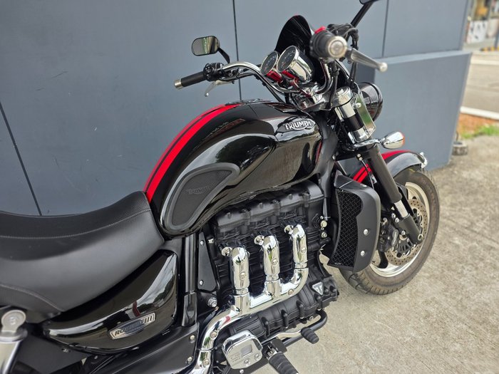2018 Triumph ROCKET III ROADSTER BLACK