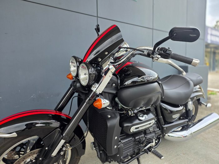 2018 Triumph ROCKET III ROADSTER BLACK