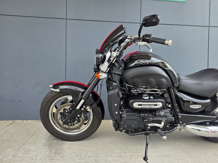 2018 Triumph ROCKET III ROADSTER BLACK