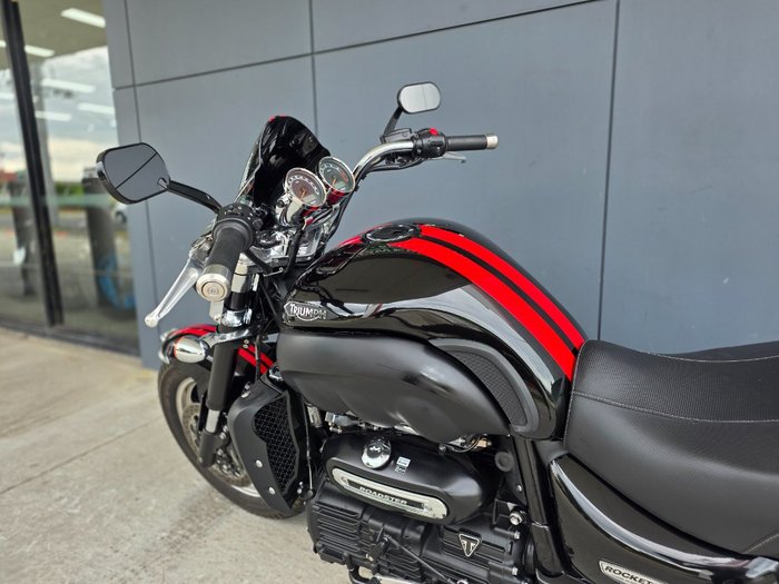2018 Triumph ROCKET III ROADSTER BLACK