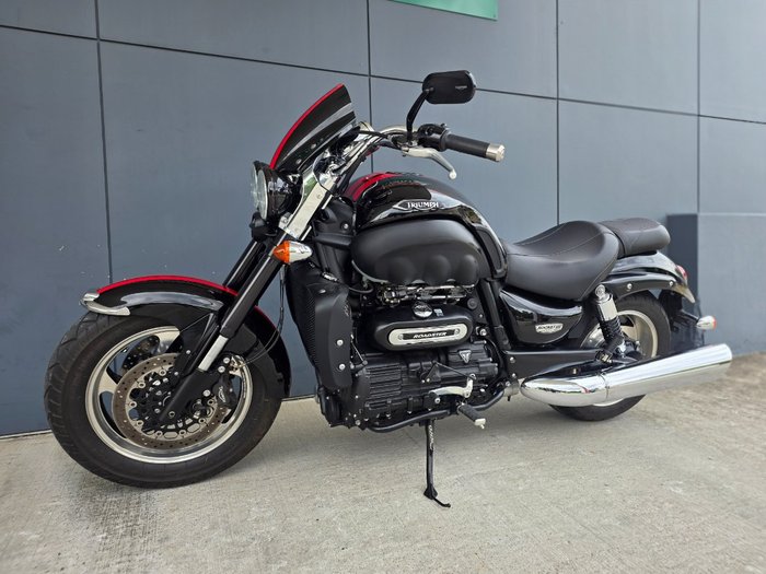 2018 Triumph ROCKET III ROADSTER BLACK