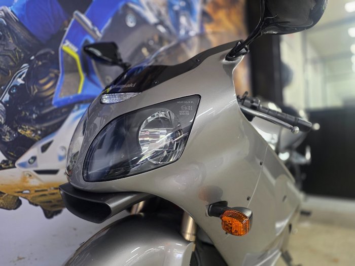 2000 Kawasaki ZX-12R (ZX1200 NINJA)