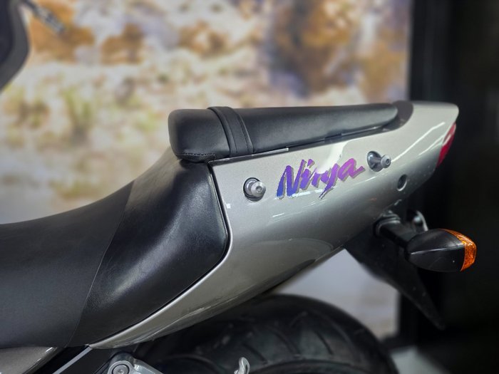 2000 Kawasaki ZX-12R (ZX1200 NINJA)