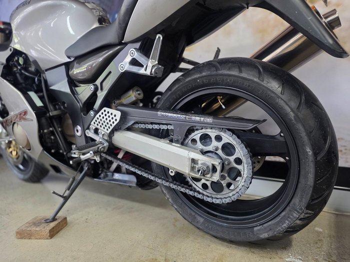 2000 Kawasaki ZX-12R (ZX1200 NINJA)