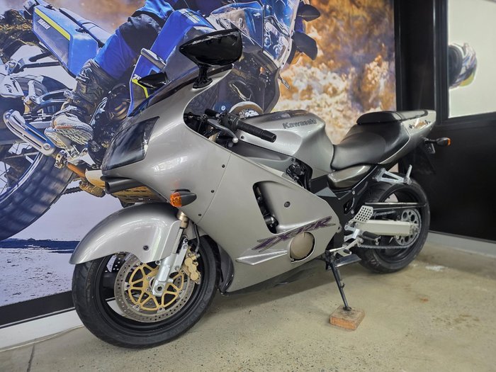 2000 Kawasaki ZX-12R (ZX1200 NINJA)