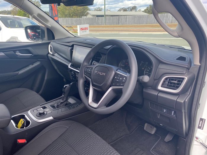 2025 Isuzu MU-X LS-M