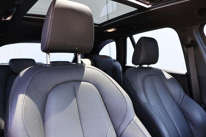 2020 BMW X1 xDrive25i