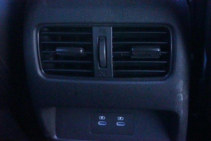 2024 Nissan QASHQAI Ti-L