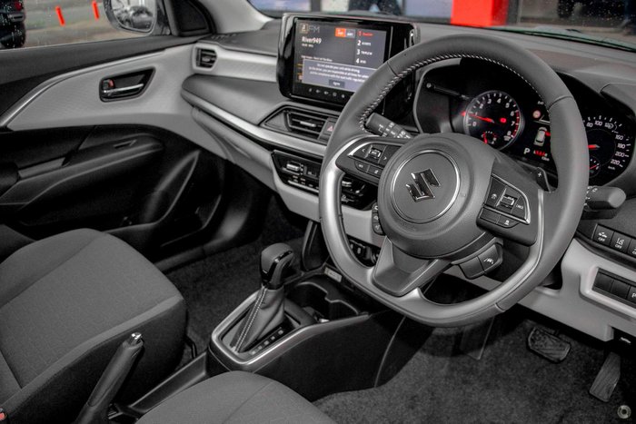 2025 Suzuki Swift Hybrid GLX