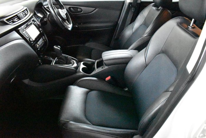 2018 Nissan QASHQAI ST-L