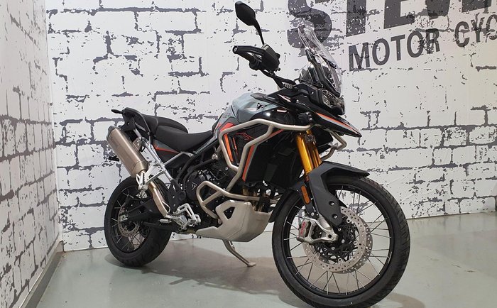 2025 Triumph Tiger 900 Desert Edition Tiger Grey