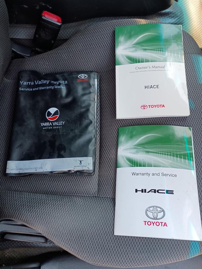 2014 Toyota Hiace KDH201R MY14 French Vanilla