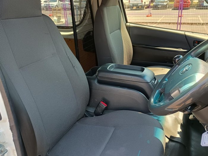 2014 Toyota Hiace KDH201R MY14 French Vanilla