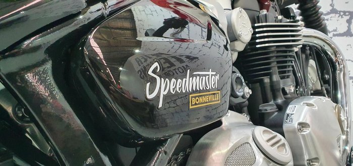 2025 Triumph Bonneville Speedmaster Speedmaster Red