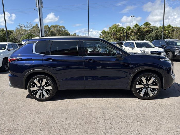 2025 Mitsubishi Outlander Exceed