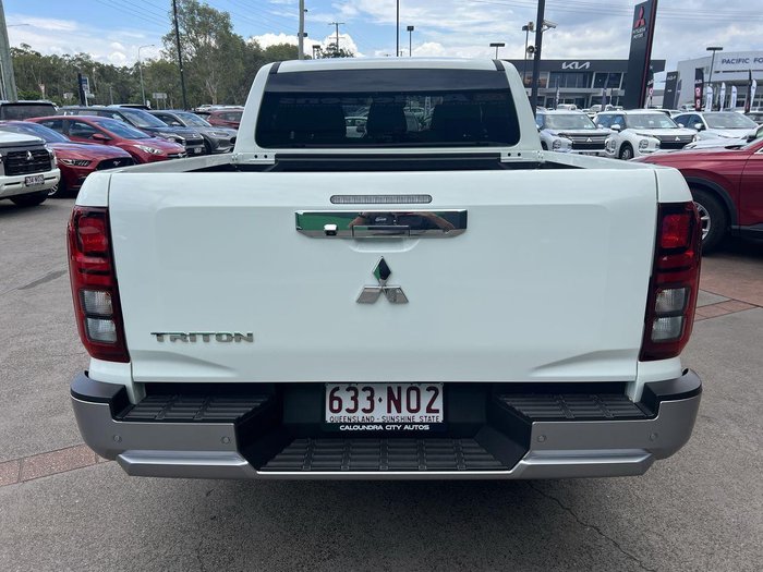 2024 Mitsubishi Triton GLS