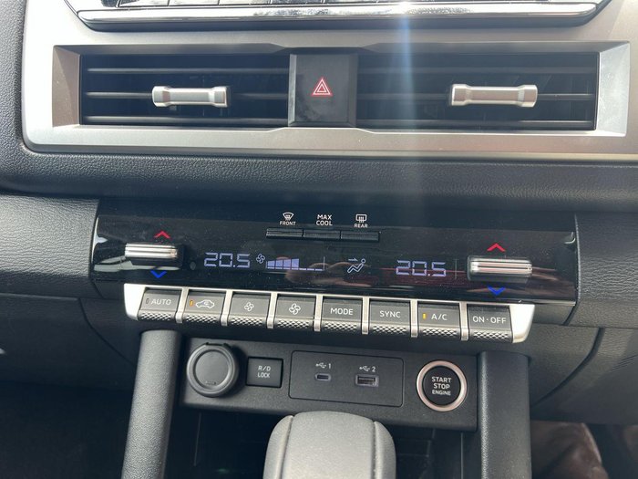 2025 Mitsubishi Triton GLS