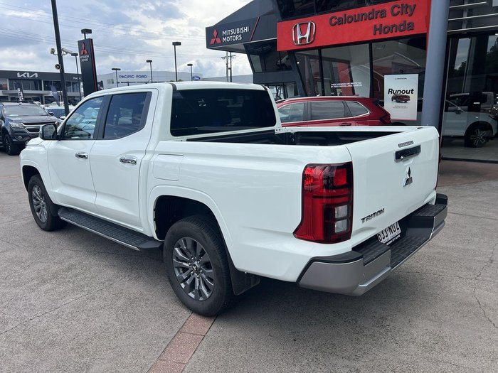 2024 Mitsubishi Triton GLS
